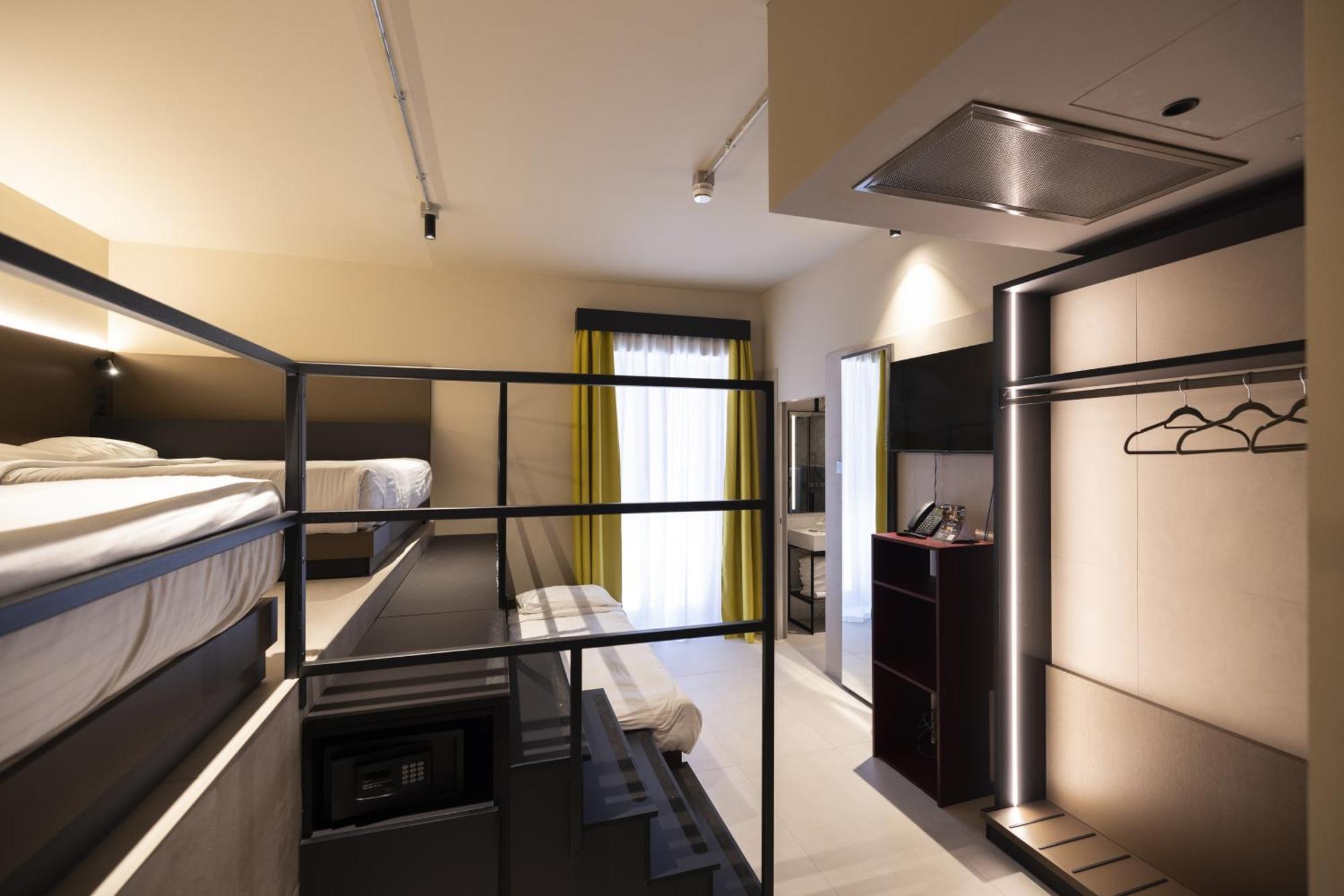 Joy 124 Hotel Milano Екстер'єр фото